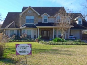 The Lakewood Garden Club has chosen the yard of David and Susan Garrett at 229 Wildwood as the Lakewood Yard of the Month for January. The knockout roses are adding color some much needed color this month.